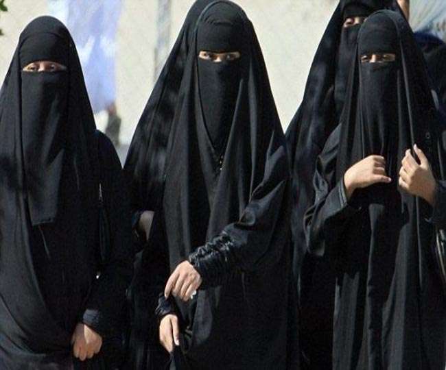 Iran: हिजाब का विरोध कर रही लड़कियां गिरफ्तार, जानें मामला