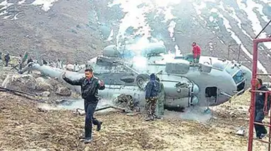 Uttarakhand Major accident due to helicopter crash in Kedarnath