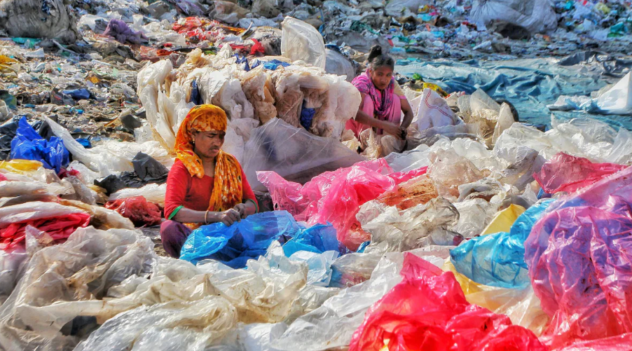 International Plastic Bag Free Day आज, जानें इस दिन का उद्देश्य और शुरूआत
