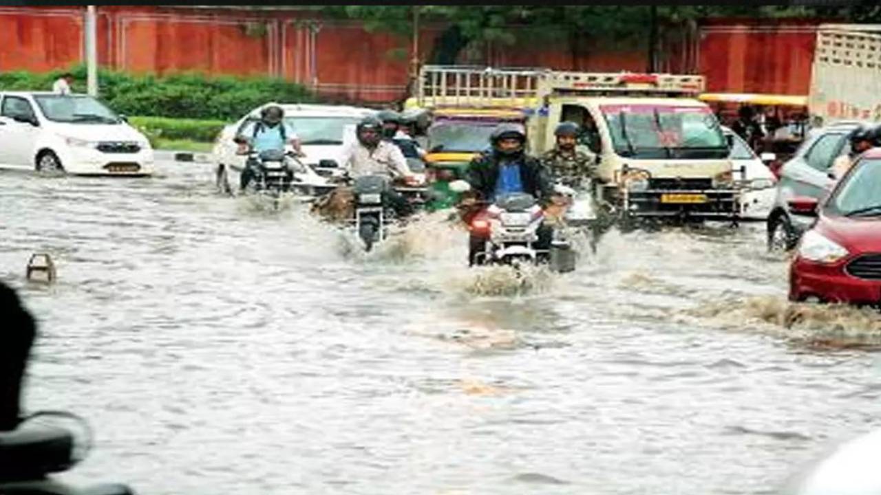 राजस्थान में भारी बारिश से कई बांध ओवरफ्लो, आज भी इन जिलों में अलर्ट, जानिए मौसम का हाल