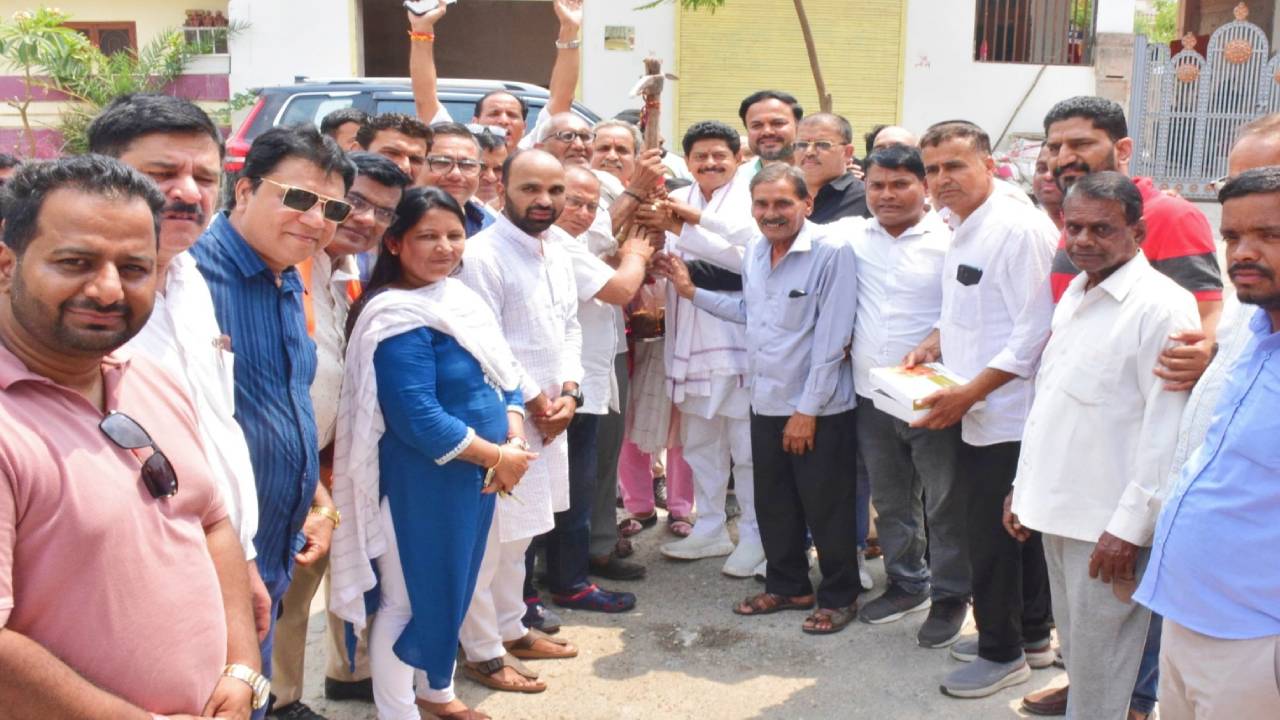 ​1.25 करोड़ रुपए से संवरेंगे सिविल लाइंस के 3 वार्ड, विधायक शर्मा ने किए शिलान्यास