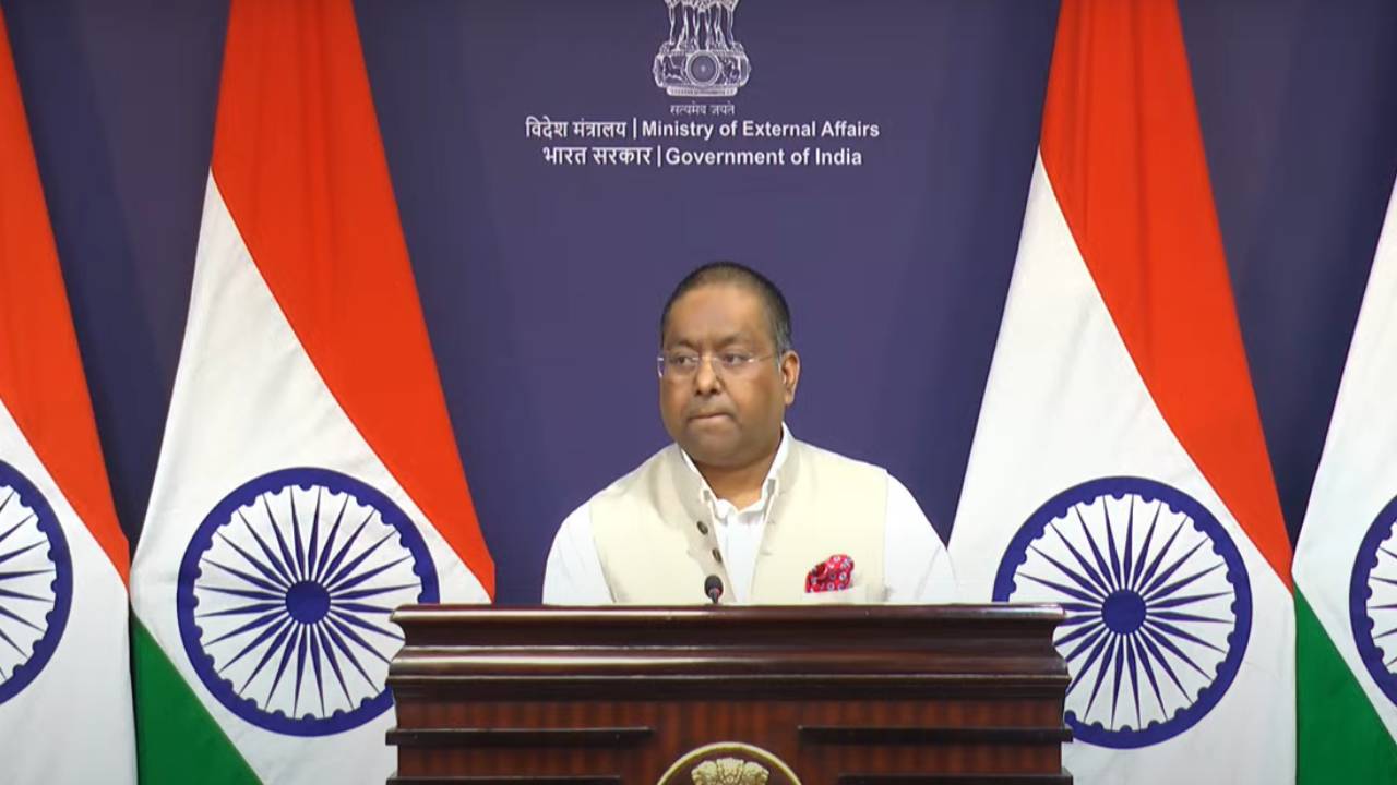 विदेश मंत्रालय ने खारिज किया का ट्रम्प का दावा,कहा- तीसरे पक्ष का दखल मंजूर नहीं