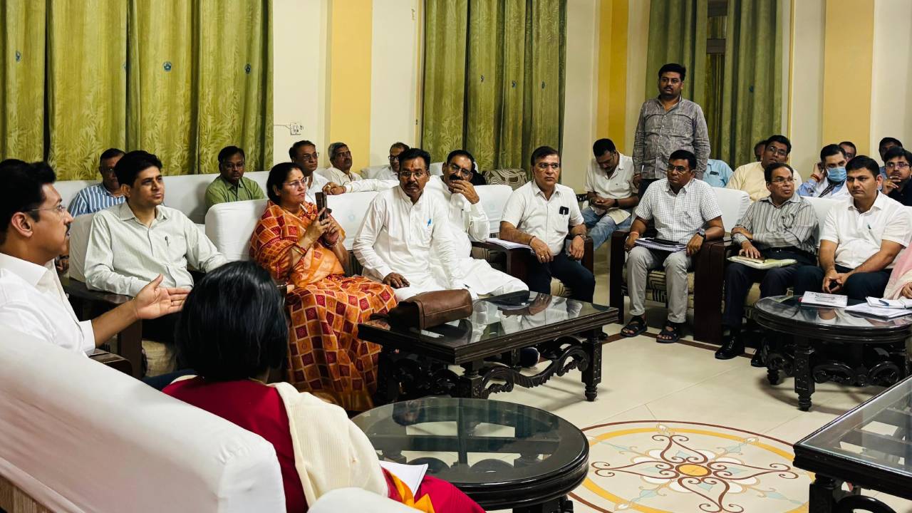 ​बीकानेर में सिरेमिक हब हो तैयार, नए औद्योगिक क्षेत्र भी किए जाएं विकसित-राठौड़