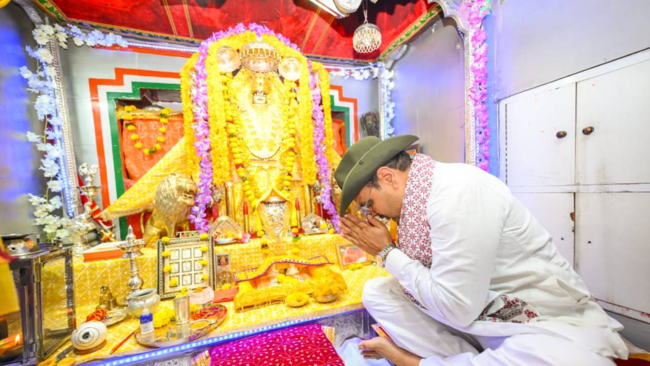 मुख्यमंत्री ने मां तनोट राय के किए दर्शन, प्रदेश की खुशहाली की कामना की