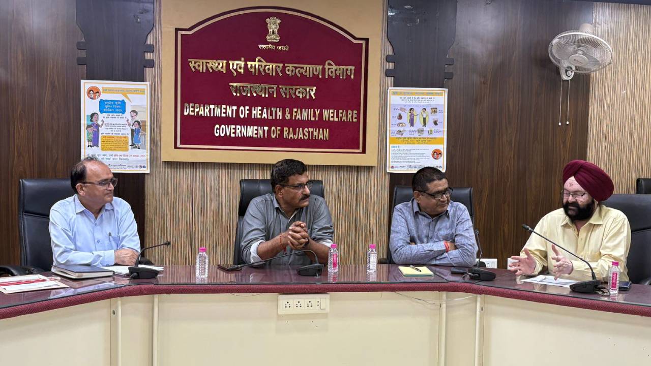 ​स्वास्थ्य भवन में राष्ट्रीय टीबी उन्मूलन कार्यक्रम को लेकर हुई बैठक