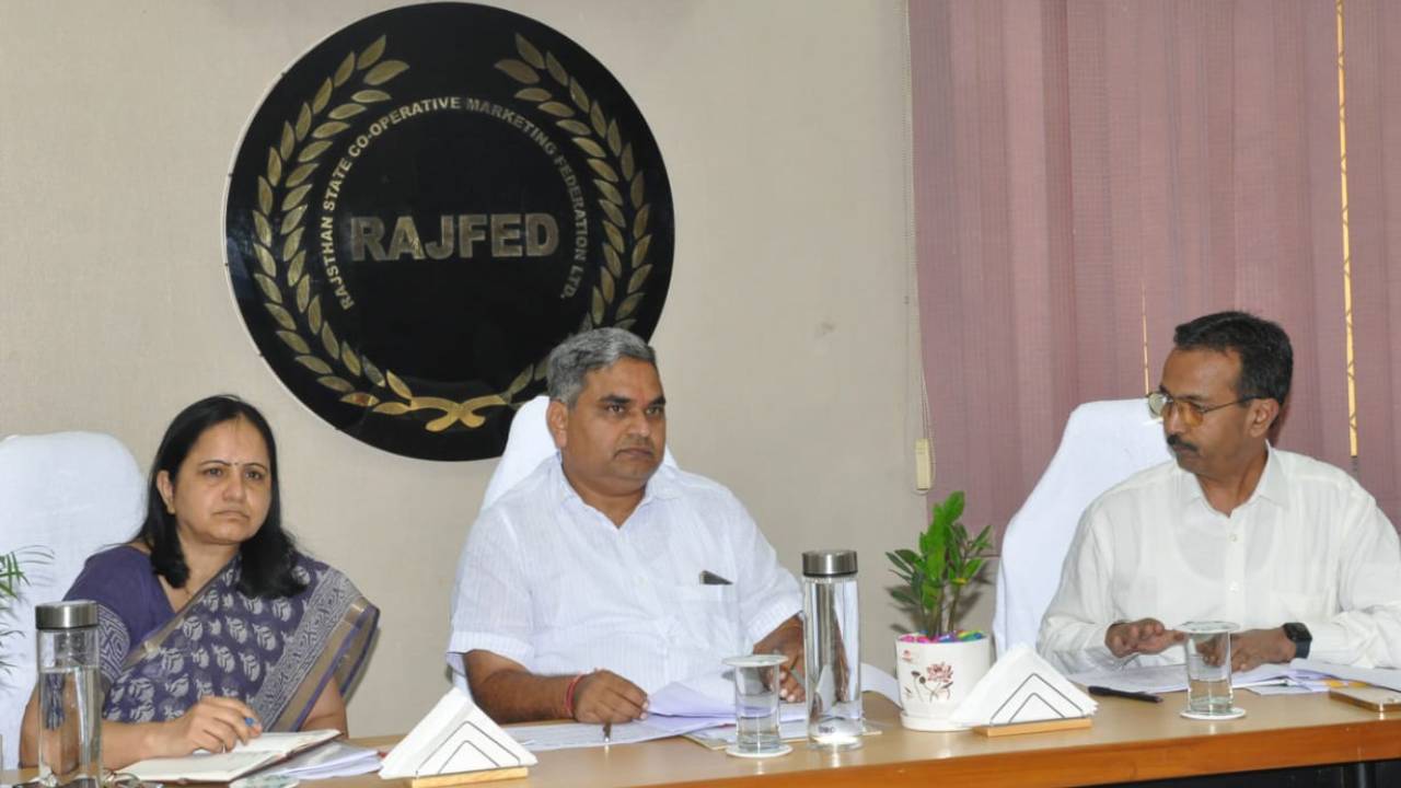 ​राजफेड की समीक्षा बैठक में सहकारिता मंत्री दक ने आगामी खरीद के लिए आवश्यक तैयारियां सुनिश्चित करने के दिए निर्देश