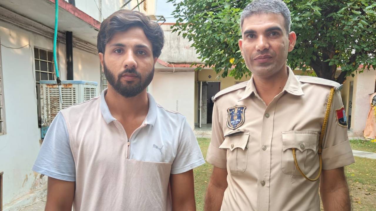 एंटी गैंगस्टर टास्क फोर्स की बड़ी कामयाबी, 10,000 के इनामी बदमाश को दबोचा