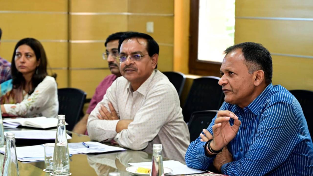 ​अंता विधानसभा उपचुनाव-2025, मुख्य निर्वाचन अधिकारी ने राजनैतिक दलों के प्रतिनिधियों से की वार्ता