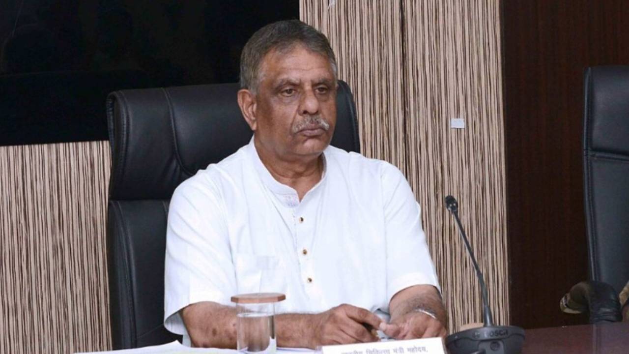 मनमाने ढंग से फीस नहीं वसूल सकेंगे मेडिकल काॅलेज, चिकित्सा शिक्षा विभाग ने जारी किए निर्देश