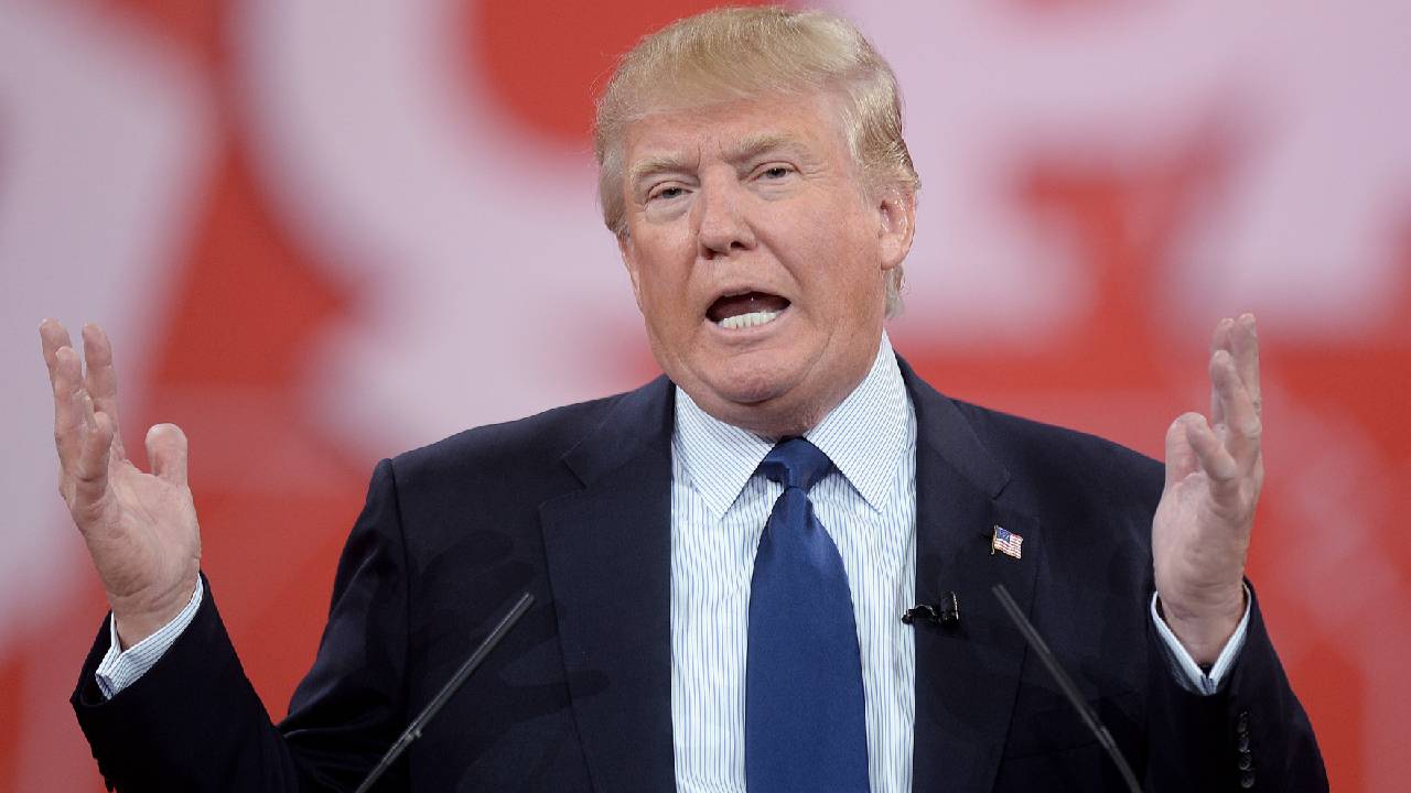 एच-1बी वीजा पर अमेरिकी राष्ट्रपति का नरम रूख, अमेरिका को चाहिए टैलेंट, सिर्फ बेरोजगारों पर निर्भर नहीं रह सकते