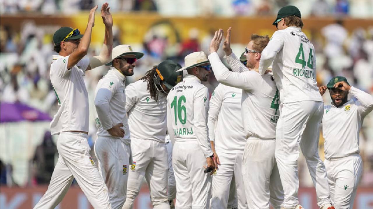 कोलकाता टेस्ट में ​भारत की शर्मनाक हार, 93 रन पर ढेर, दक्षिण अफ्रीका 30 रन से जीता