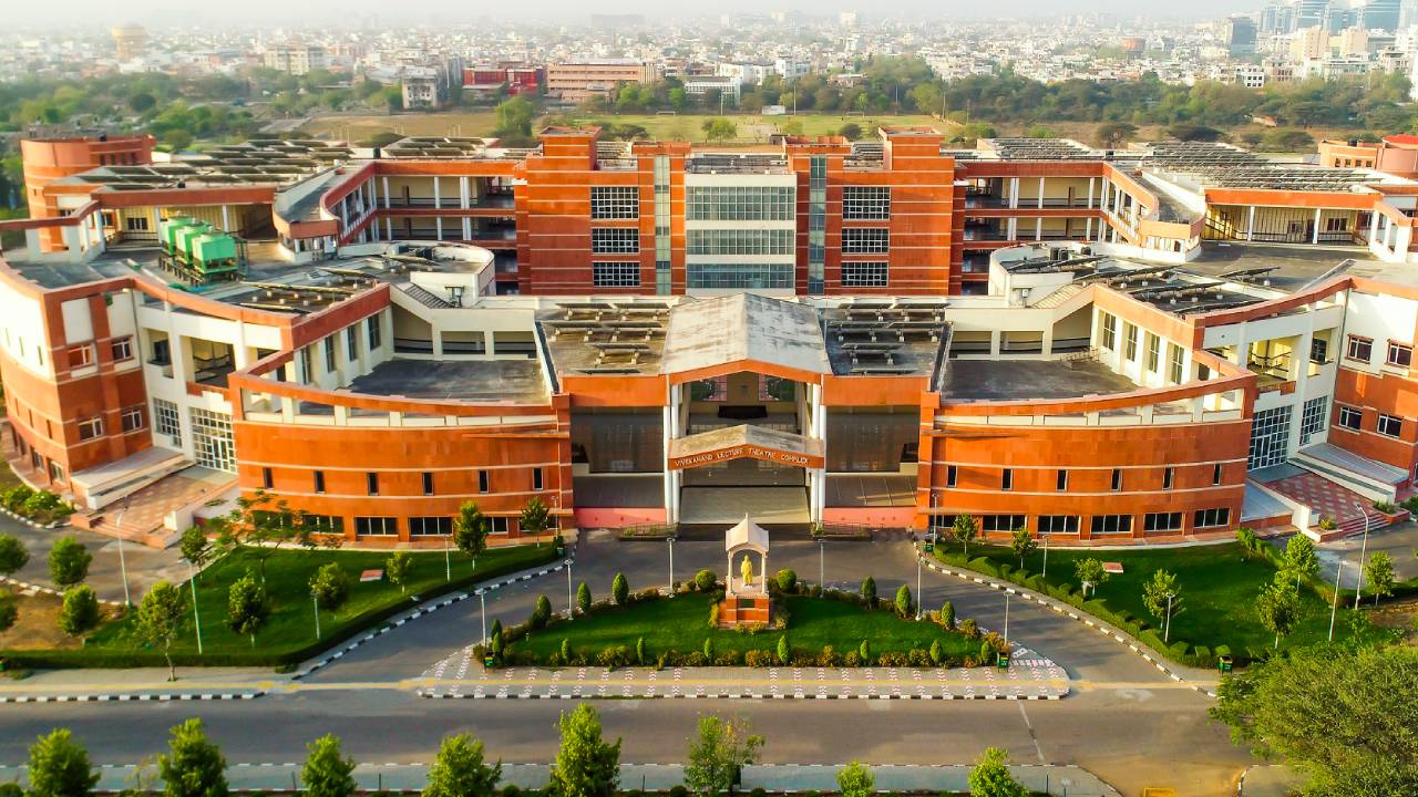 ​एमएनआईटी जयपुर में निजी एक्सपो की अनुमति पर उठे सवाल आयोजकों पर आरोप