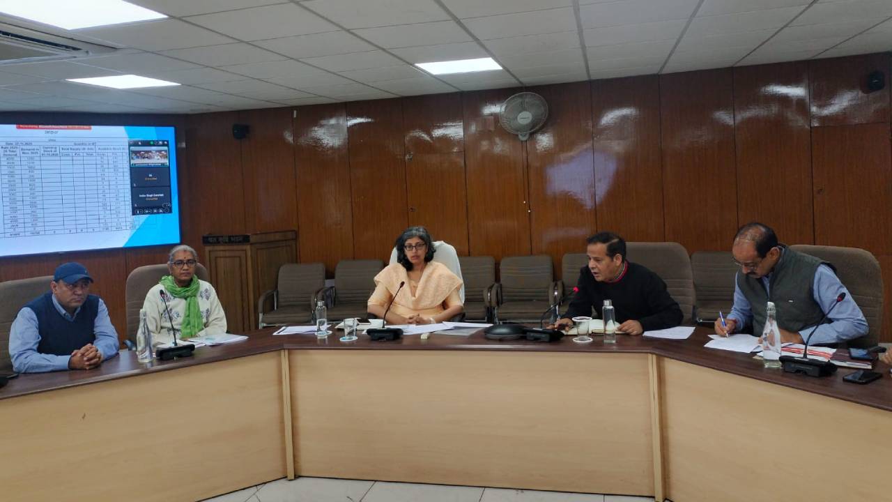 ​प्रदेश में यूरिया स्टॉक में उपलब्ध, कालाबाजारी एवं अवैध भण्डारण के मामले में होगी सख्त कार्यवाही