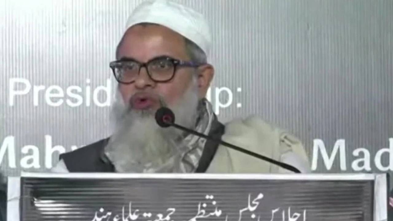 मौलाना मदनी के भड़काऊ बयान, कहा- वंदे मातरम पढ़ने वाला 'मुर्दा कौम' की पहचान