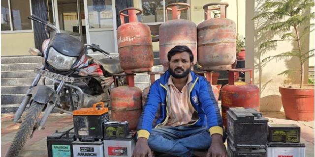 ​घरों से सिलेण्डर चोरी करने वाला शातिर बदमाश गिरफ्तार