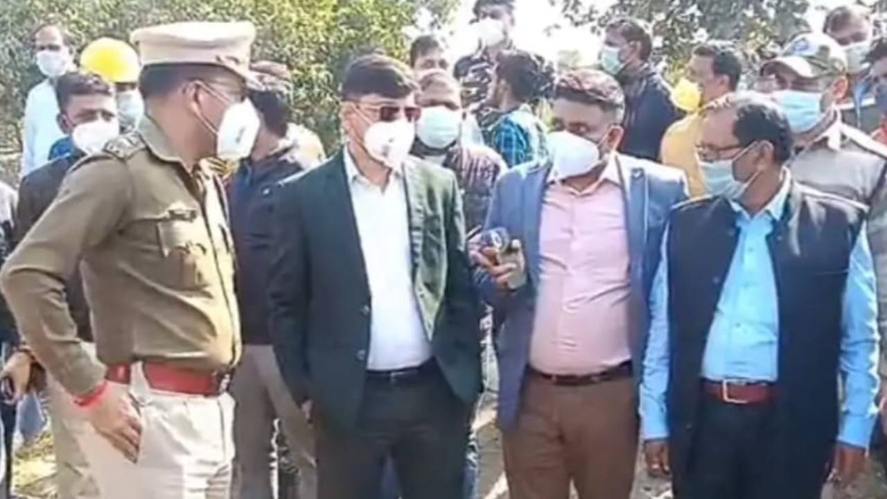 ​धनबाद CO गैस रिसाव से दो महिलाओं की मौत, 10 हजार लोग खतरे में