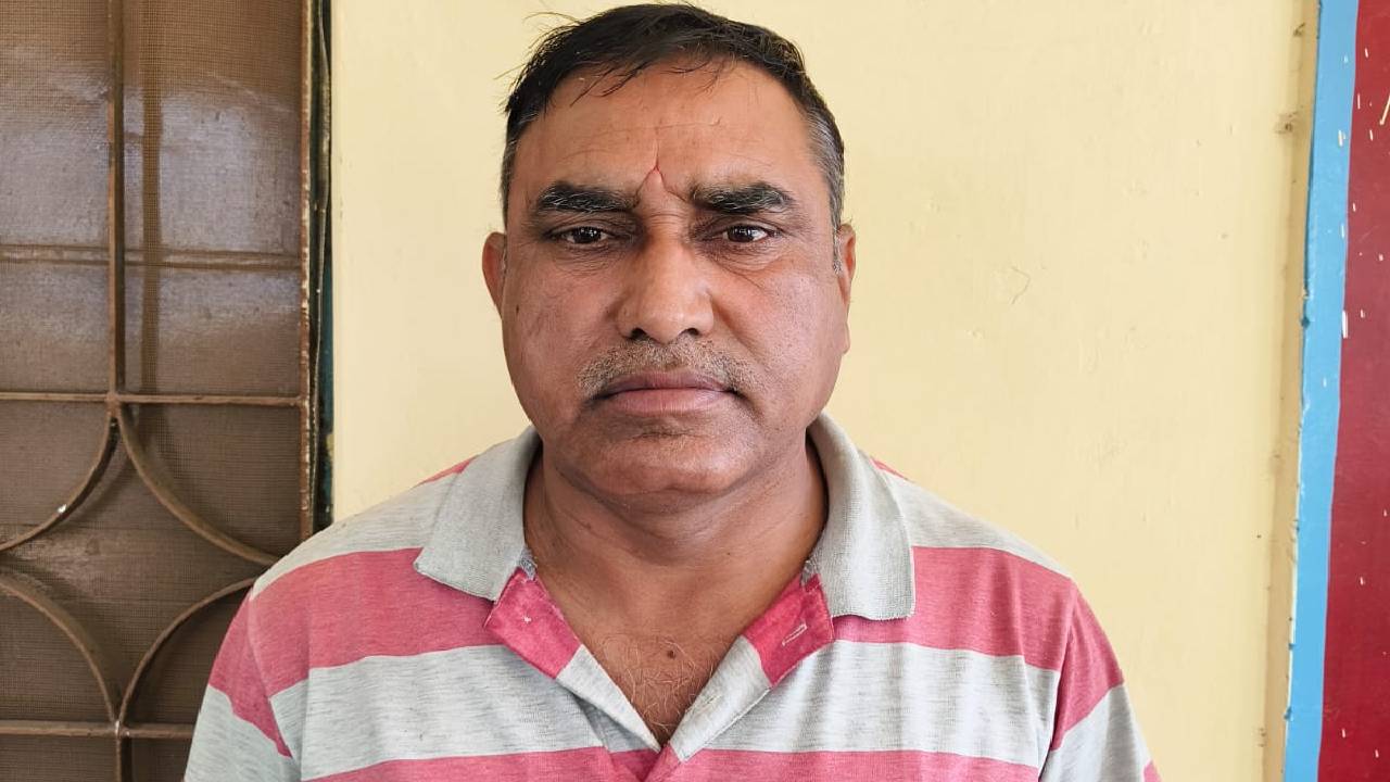 ​पिपलिया कलां चौकी प्रभारी एक लाख की रिश्वत लेते गिरफ्तार