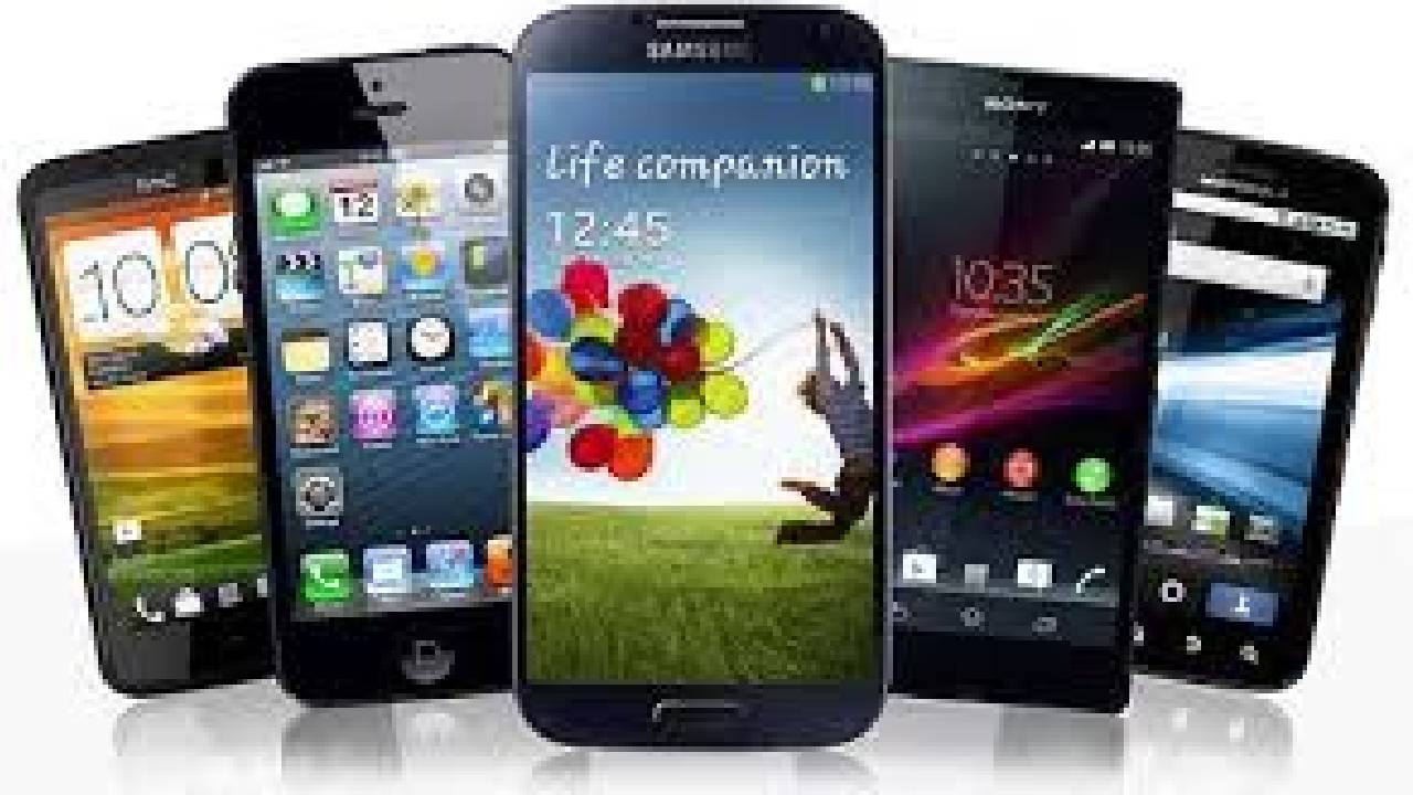 नए साल में महंगे होंगे स्मार्टफोन, बिक्री में गिरावट आएगी !