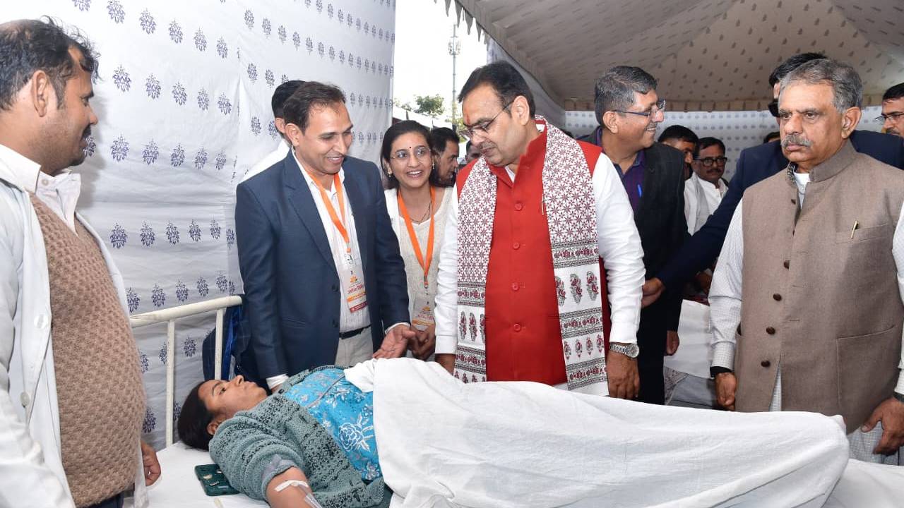 मुख्यमंत्री आयुष्मान आरोग्य रक्तदान शिविरों में 44,705 यूनिट रक्त संग्रहित