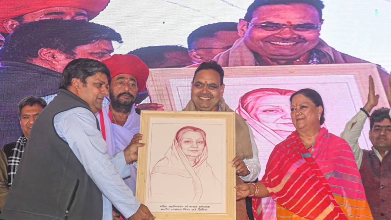 ​मुख्यमंत्री ने झालावाड़ को दी विभिन्न विकास कार्यों की सौगातें, कहा-बढ़ता राजस्थान-हमारा राजस्थान