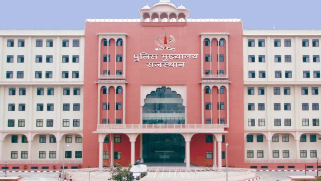 ​बजरी माफिया से सांठगांठ के चलते 5 थानाधिकारी निलंबित, 6 लाइन हाजिर