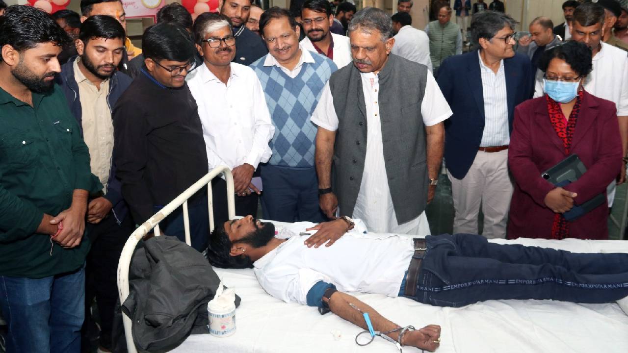 ​जीवन बचाना सबसे बड़ा पुण्य कार्य : खींवसर