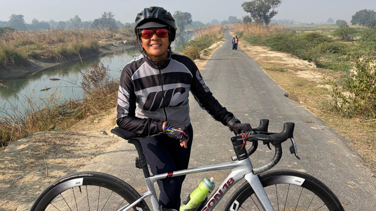 ​आयरन लेडी रेणु सिंघी ने की जयपुर से कोलकाता तक साइकिलिंग