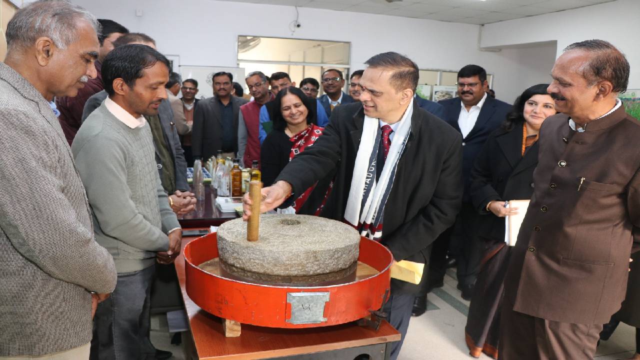 ​कृषि में नवाचार से बढ़ रही किसानों की आय : वी. श्रीनिवास