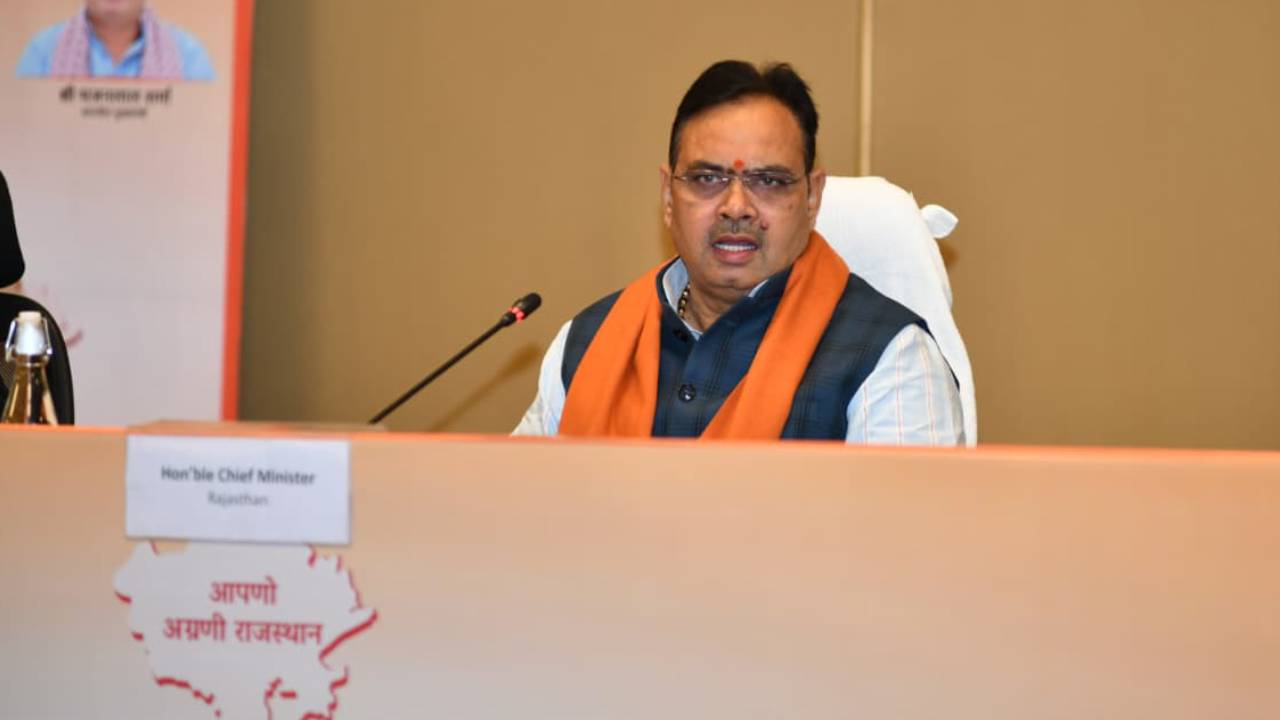 अल्पसंख्यक इलाकों को अशांत क्षेत्र घोषित करेगी सरकार, संपत्ति बेचने पर लगेगी रोक