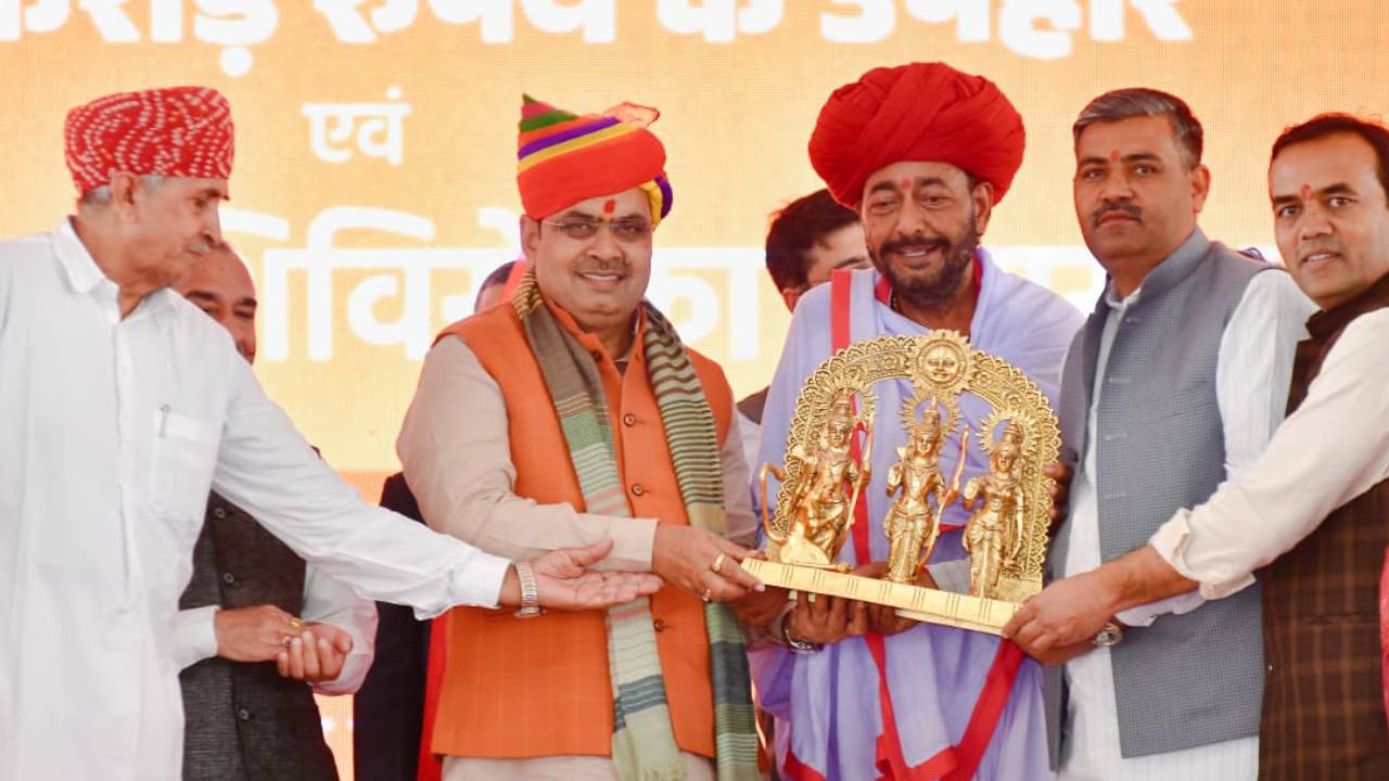 ​रामलला की प्राणप्रतिष्ठा के दो वर्ष पूर्ण होने के अवसर पर मुख्यमंत्री ने श्रमिकों को 1 हजार 590 करोड़ रुपये की दी सौगात