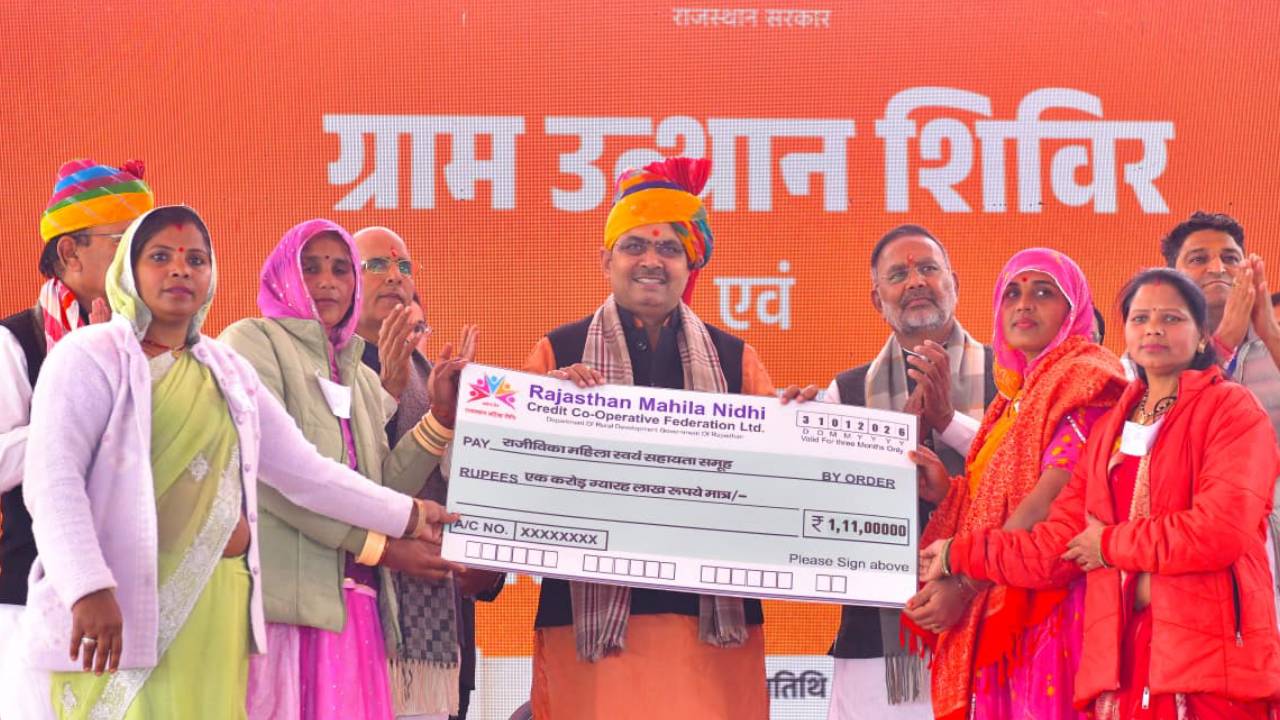 मुख्यमंत्री ने निवाई में किया ग्राम उत्थान शिविर का अवलोकन, 370 करोड़ रुपये के विकास कार्यों का किया लोकार्पण एवं शिलान्यास