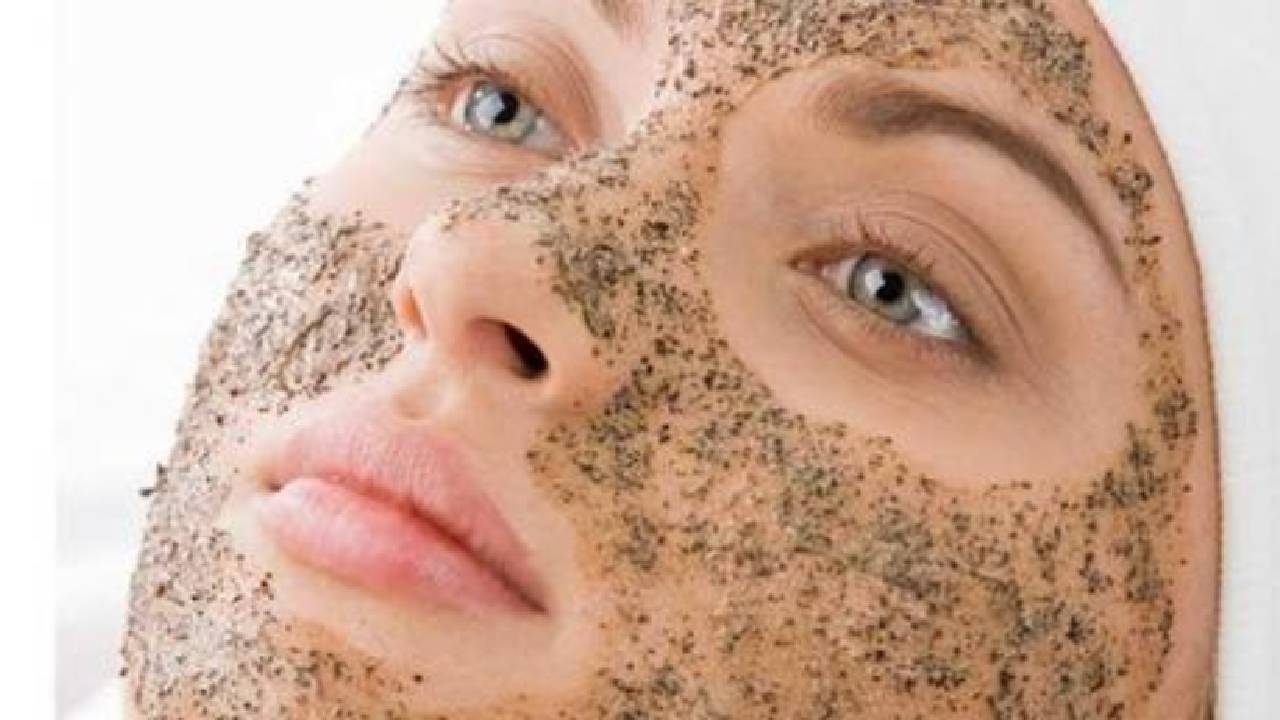 महंगे लोशन छोड़िए, अपनाइए दादी-नानी का सरसों उबटन और पाइए नेचुरल ग्लो