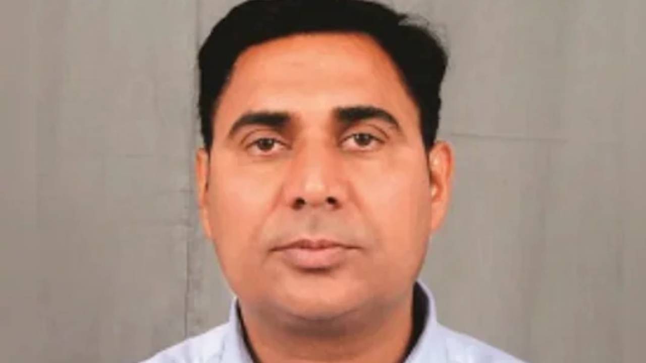 ​पूर्व विधायक बलजीत यादव की ईडी कोर्ट में किया पेश, 3 करोड़ से अधिक के गबन का आरोप