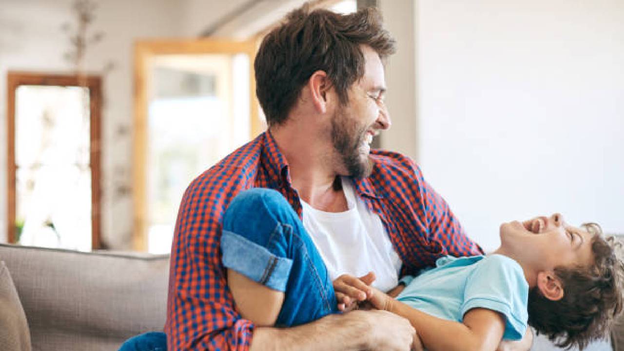 ‘राजा बेटा सिंड्रोम’ से बिगड़ रहा बच्चों का भविष्य? कहीं आप भी तो नहीं करते ये गलती