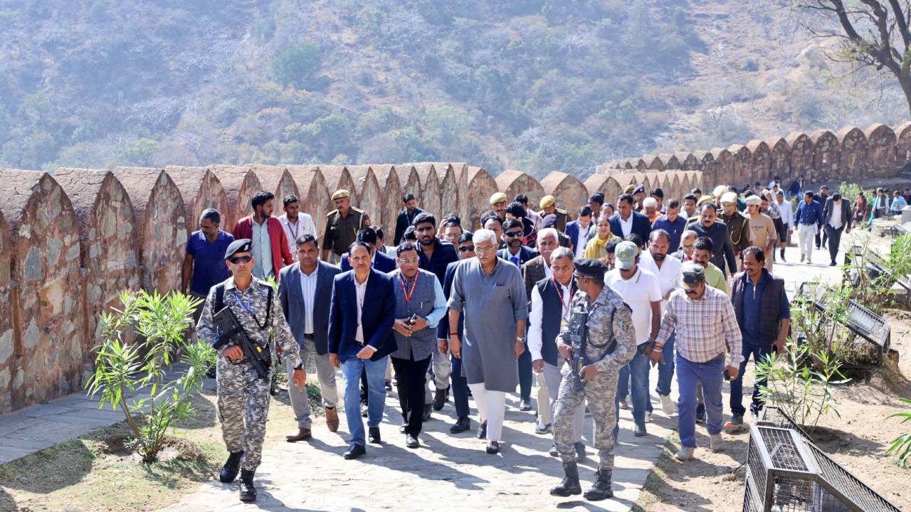 केन्द्रीय मंत्री शेखावत पहुंचे कुंभलगढ़, विकास कार्यों और समस्याओं के समाधान को लेकर की विस्तृत समीक्षा