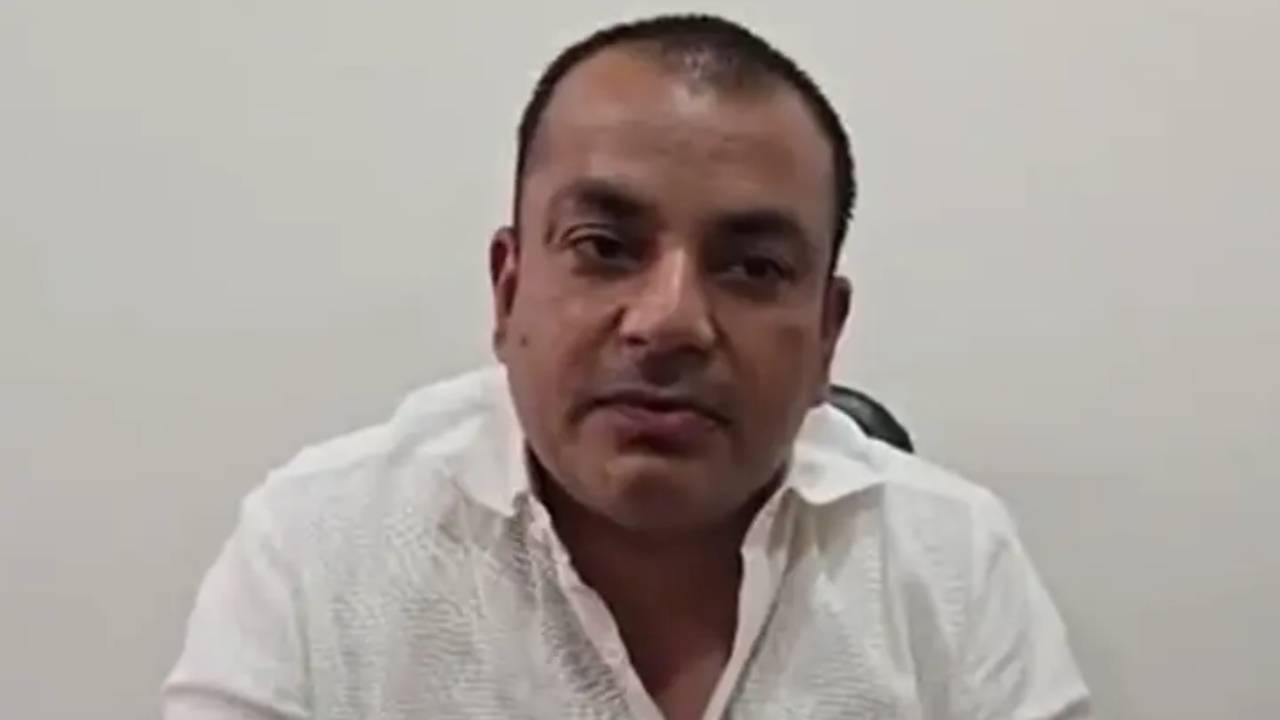 ​गैंगस्टर वीरेंद्र चारण ने दी विजय सिंह पलाड़ा को तीसरी धमकी, कहा—'तुझे मारेंगे जरूर'