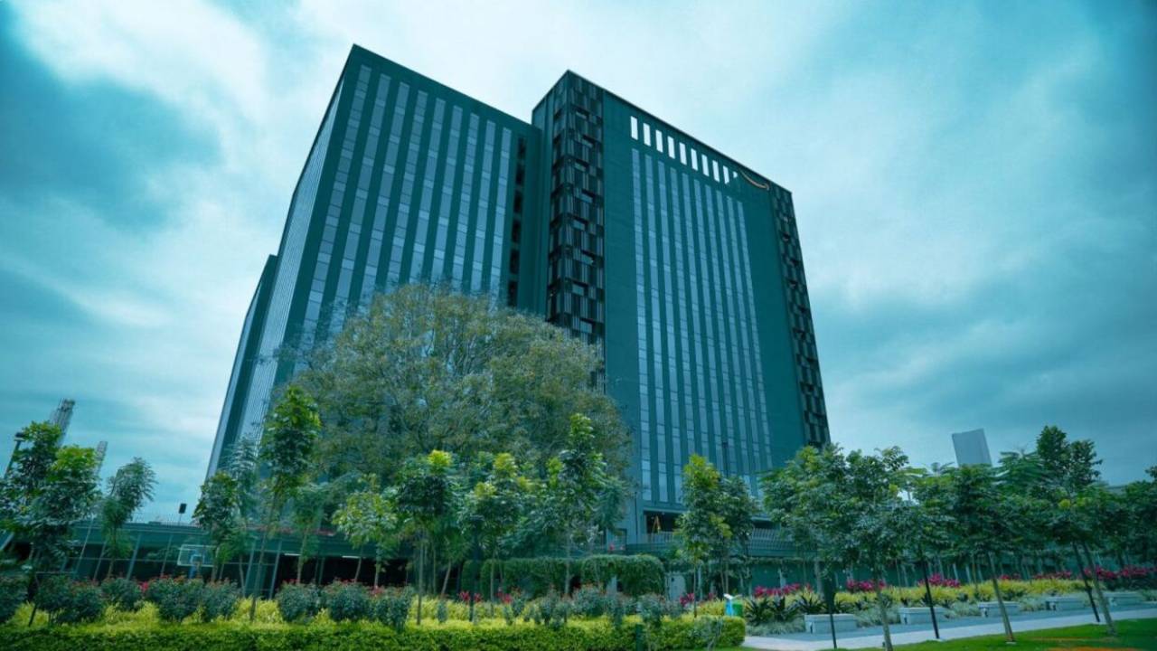 ​अमेजन ने बेंगलुरु में खोला एशिया का दूसरा सबसे बड़ा ऑफिस, 7 हजार लोग करेंगे काम