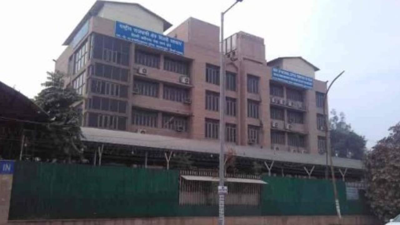 ​इंजीनियर के 911 पदों पर निकली भर्ती, 25 मार्च से पहले करें आवेदन