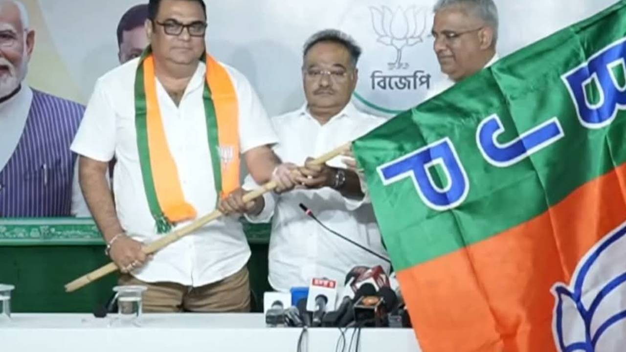 ​बंगाल में बीजेपी का 1 मार्च से शुरू होगा मेगा जनसंपर्क अभियान, भाजपा में शामिल हुए बंकिम चंद्र के परिवार के सदस्य