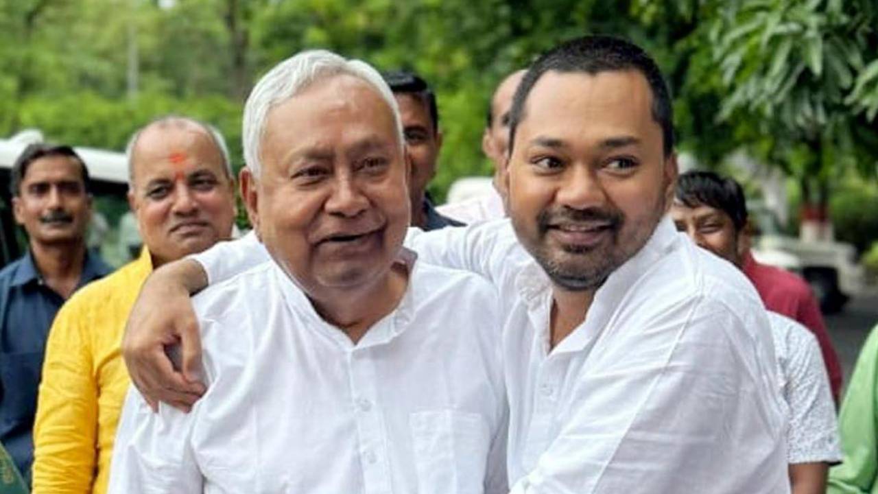 राज्यसभा के लिए नीतीश ने किया नामांकन, नई सरकार को मेरा सहयोग रहेगा