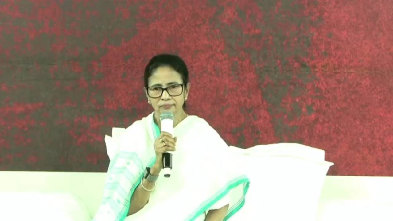 ​ममता सरकार की बड़ी सौगात, 21 से 40 वर्ष के युवाओं को हर महीने मिलेंगे 1500 रुपये