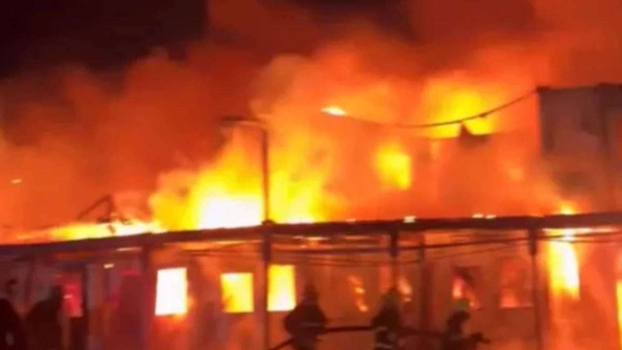 ​पाकिस्तान की एयरस्ट्राइक से अफगानिस्तान में 400 की मौत, तालिबान का आरोप- नशा मुक्ति सेंटर पर बम गिराए