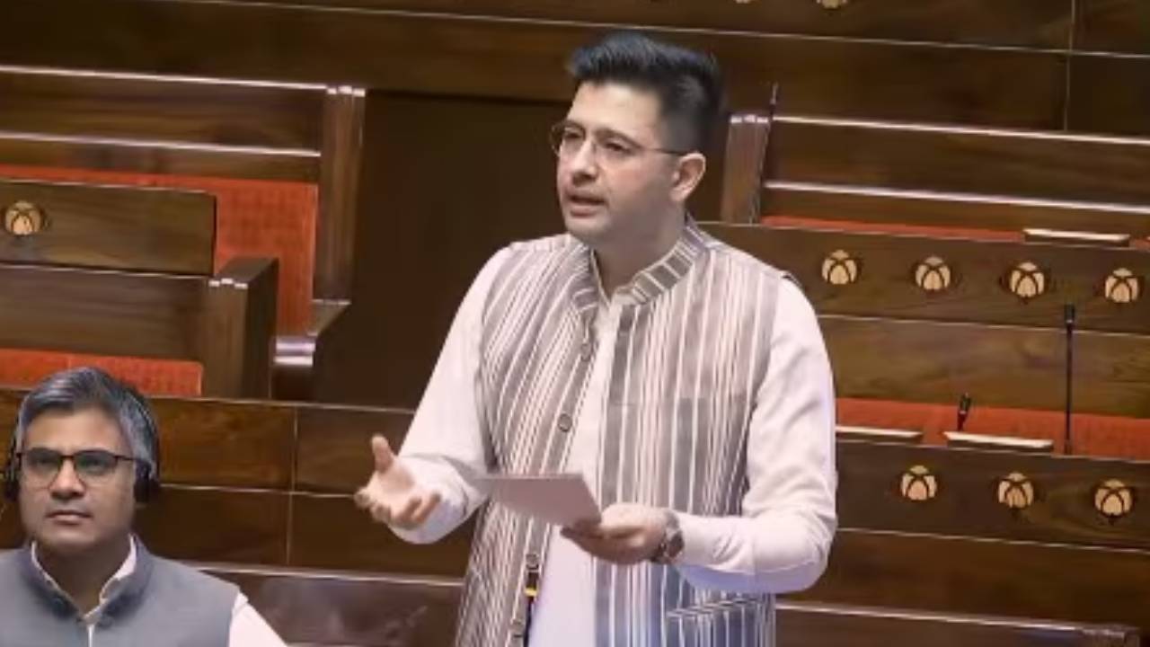 ​सांसद राघव चड्डा का दावा, पैकेटबंद जूस युवाओं को बना रहा है बीमार