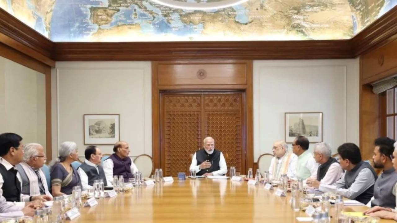 ​देश में नहीं लगेगा लॉकडाउन- रिजिजू, पीएम मुख्यमंत्रियों से करेंगे सीधा संवाद