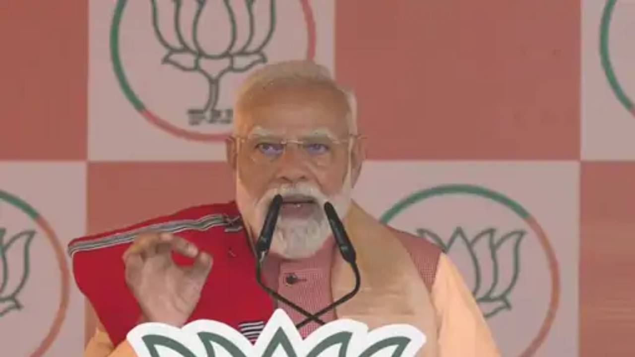 ​मोदी बोले- कांग्रेस के राजकुमार की हार की सेंचुरी होगी, असम में भाजपा हैट्रिक लगाएगी