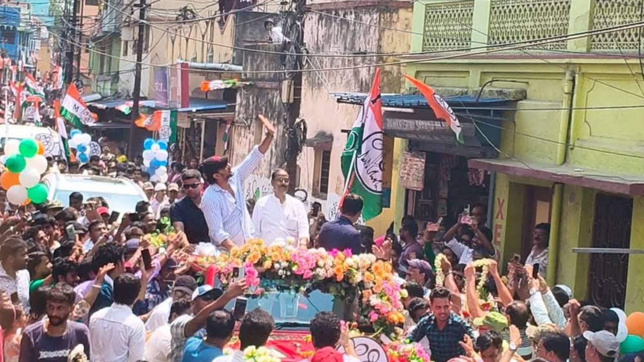 ​आसनसोल में मलय घटक के समर्थन में उमड़ा जनसागर