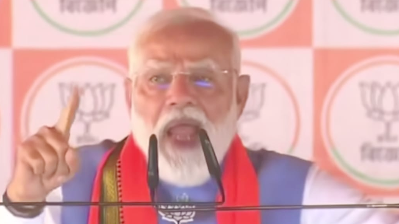 ​कटवा की जनसभा में गरजे पीएम मोदी, “भय नहीं, भरोसे का बनेगा नया बंगाल”