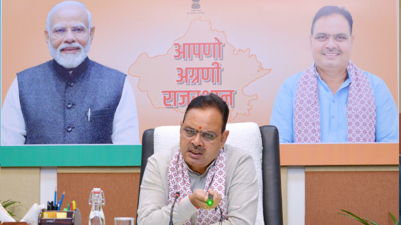 “माटी के लालों पर मेहरबान सरकार! CM भजनलाल का बड़ा ऐलान, कुम्हार समाज को मशीन, लोन और पेंशन का डबल धमाका”