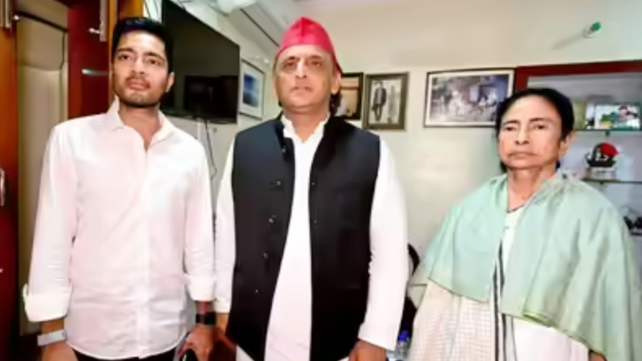 ​कोलकाता में ममता से मिले अखिलेश यादव, बंगाल चुनाव में धांधली और “चुनावी माफिया” का लगाया आरोप