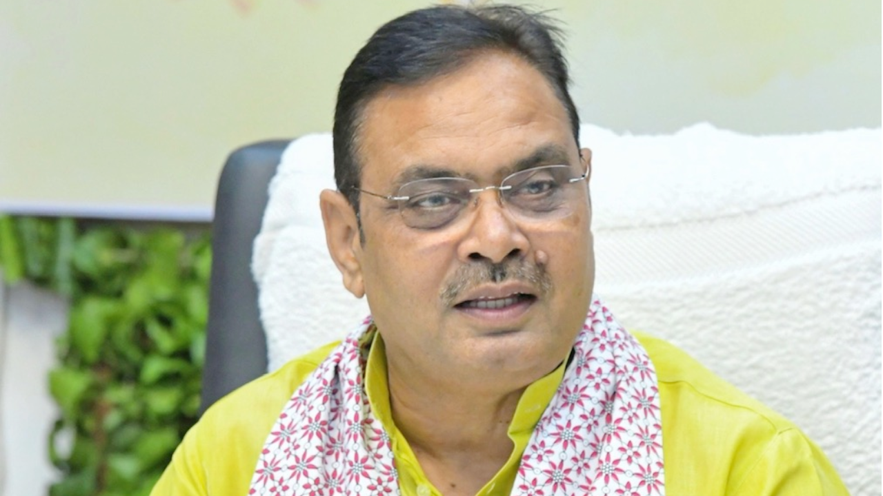 भजनलाल सरकार का भ्रष्ट अफसरों पर बड़ा एक्शन: 103 सस्पेंड, 6 बर्खास्त, 11 की पेंशन बंद